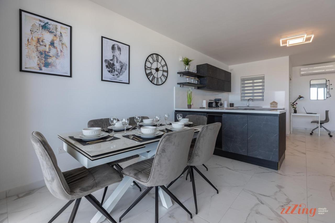 A Stunning With Spectacular Sea Views * St. Paul's Bay