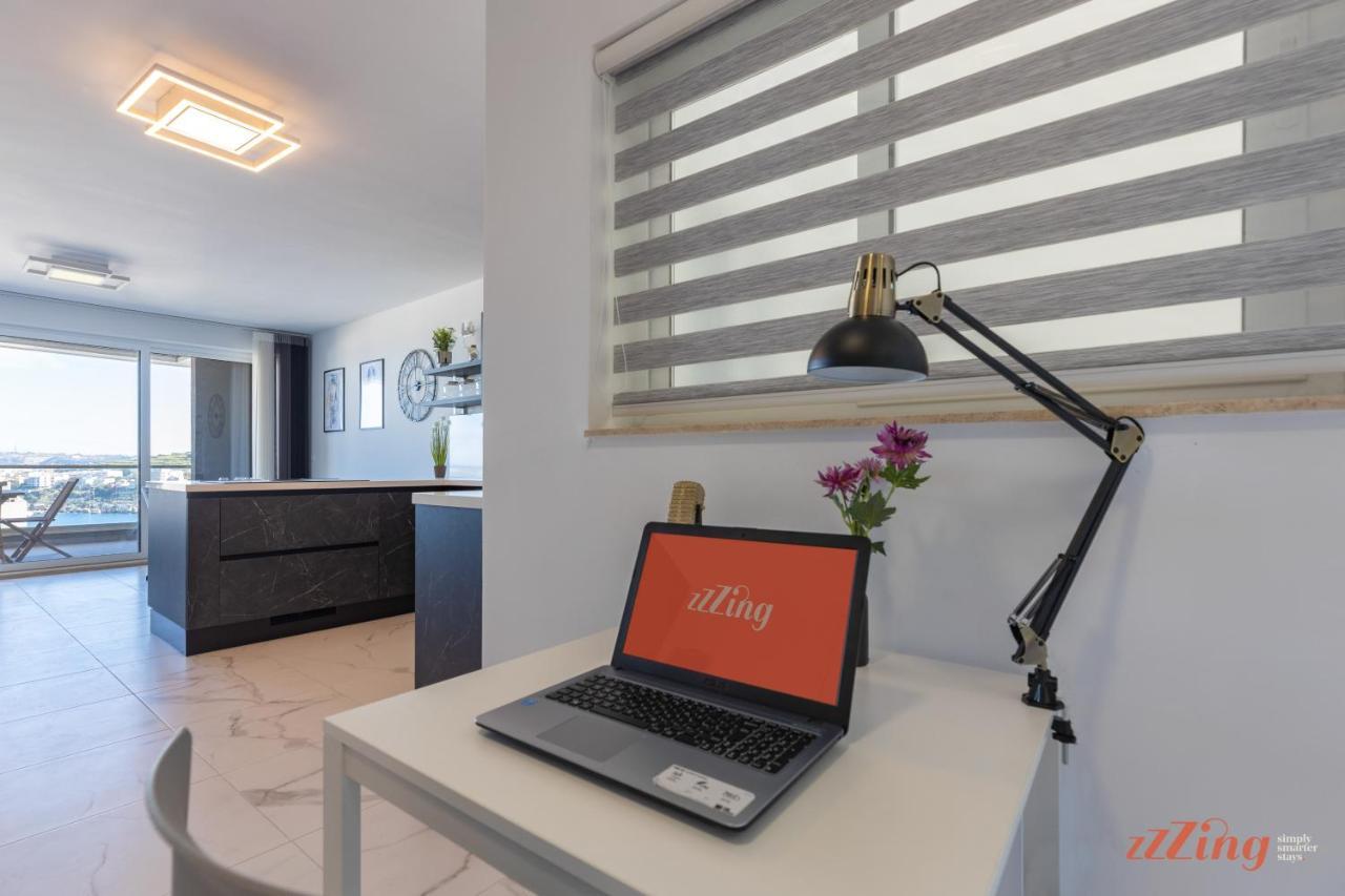 شقة A Stunning With Spectacular Sea Views